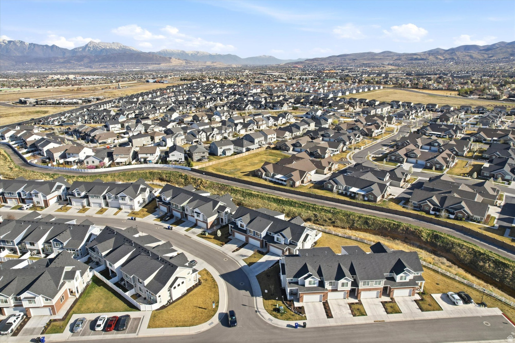 5433 W AUTUMN MOON LN #218 Herriman, UT 84096