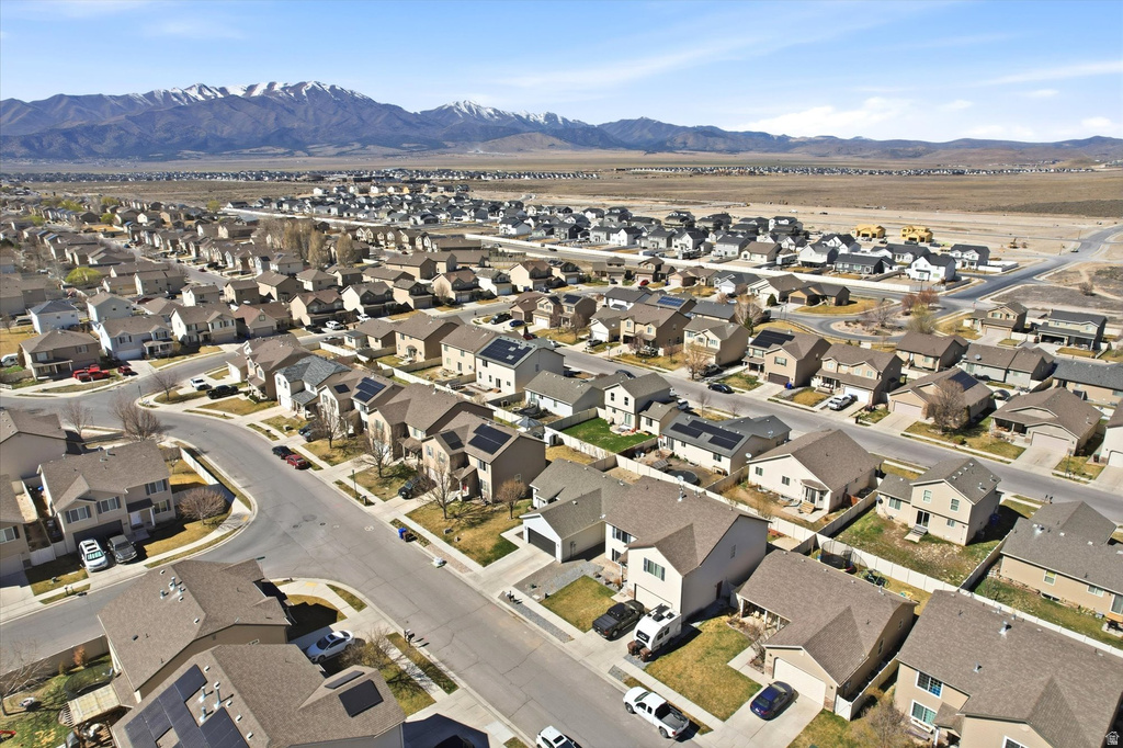 2341 E SUMMIT WAY Eagle Mountain, UT 84005