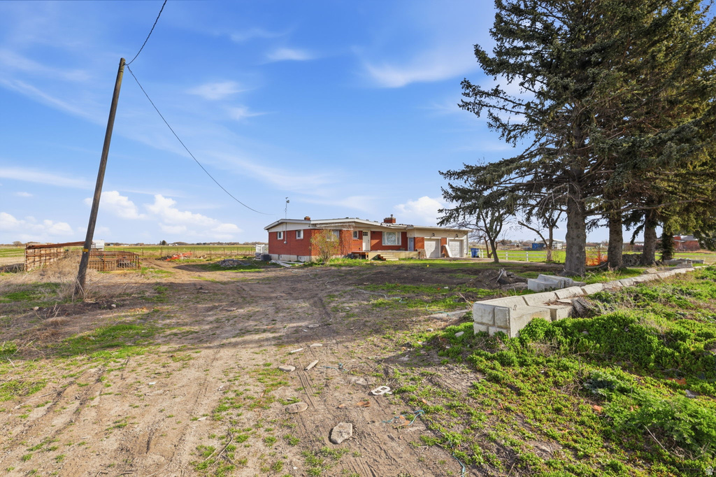 2305 W 2200 S Wellsville, UT 84339