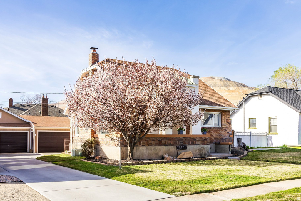 8859 W PARK ST Copperton, UT 84006