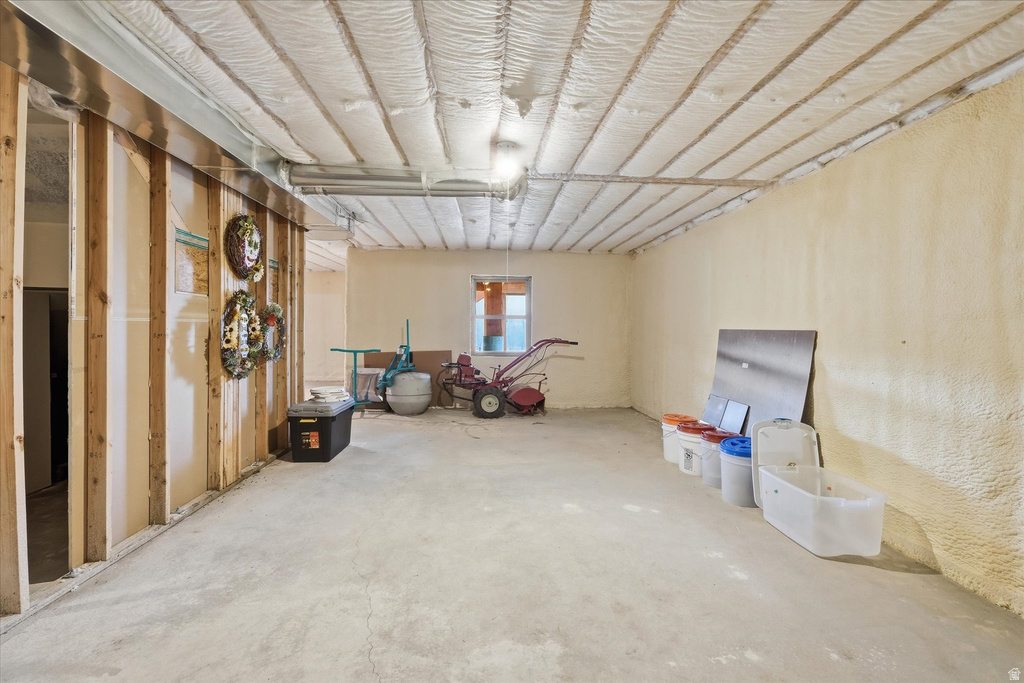 11116 S 800 E Paradise, UT 84328