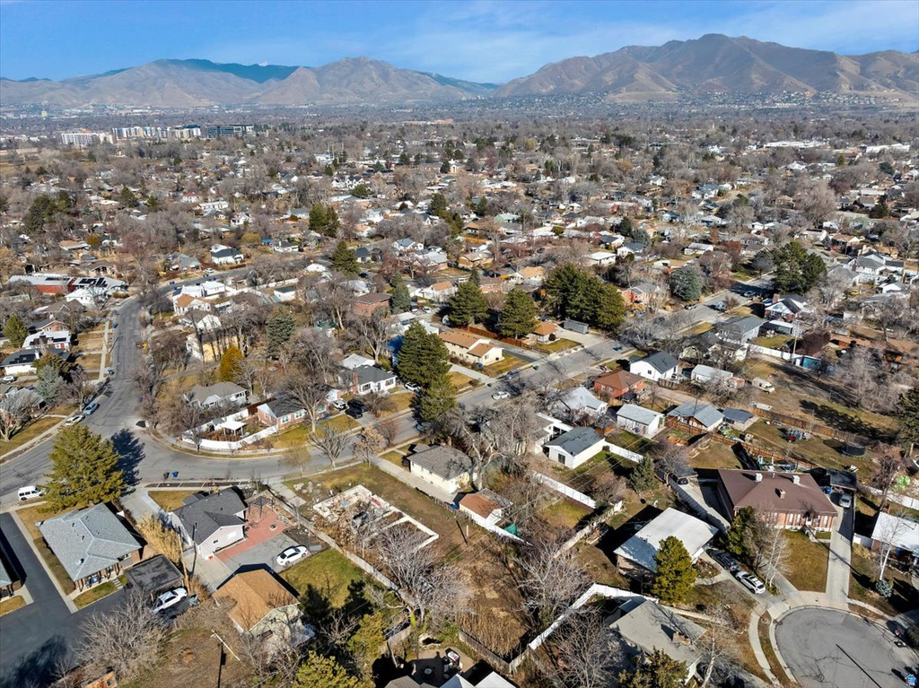 938 E HUDSON AVE Salt Lake City, UT 84106