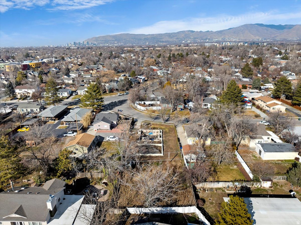 938 E HUDSON AVE Salt Lake City, UT 84106