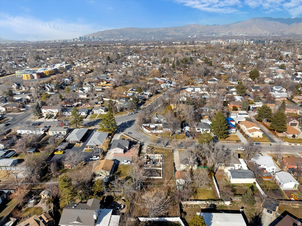 938 E HUDSON AVE Salt Lake City, UT 84106