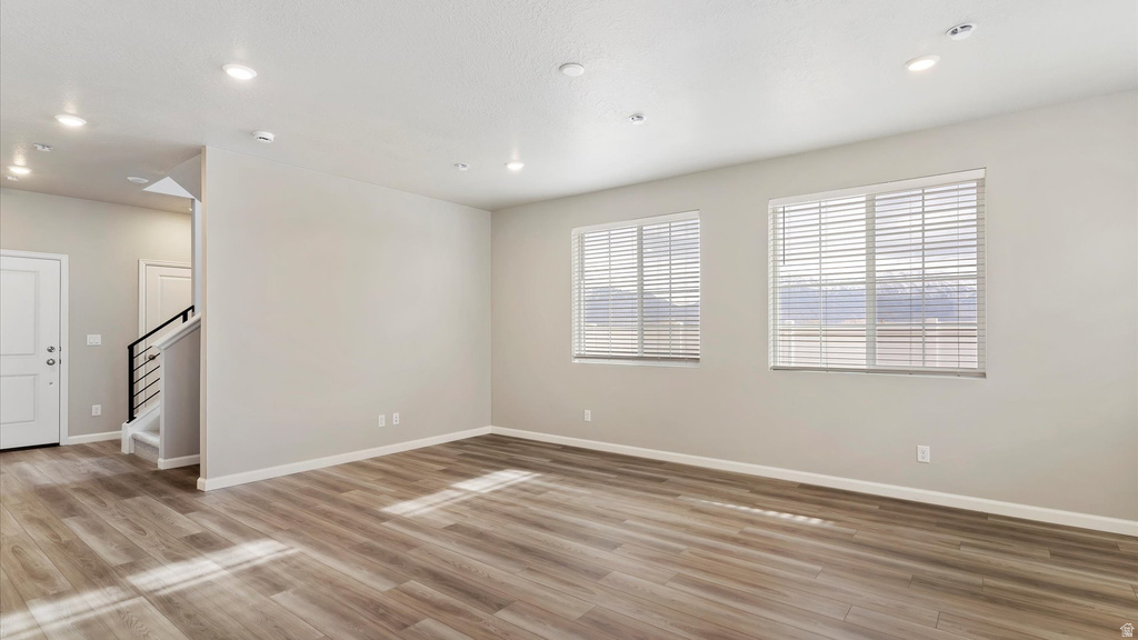 38 N PROVO RIVER RD Saratoga Springs, UT 84045