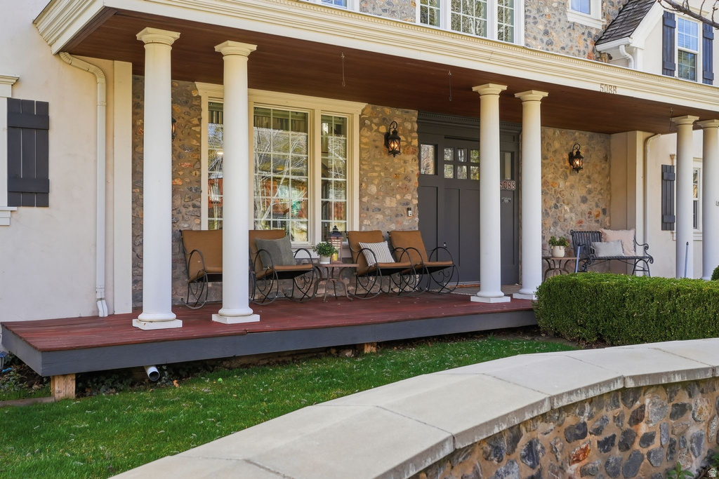 5088 S WANDER LN Holladay, UT 84117