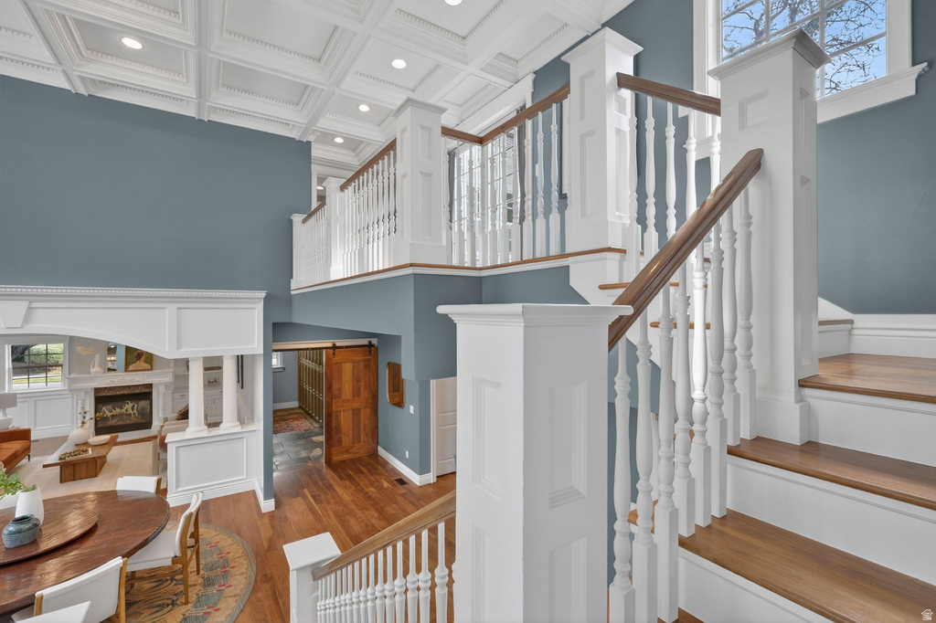 5088 S WANDER LN Holladay, UT 84117