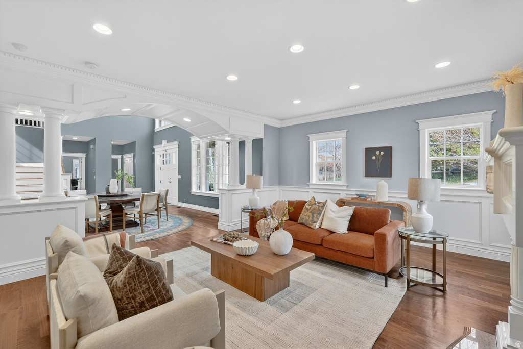 5088 S WANDER LN Holladay, UT 84117