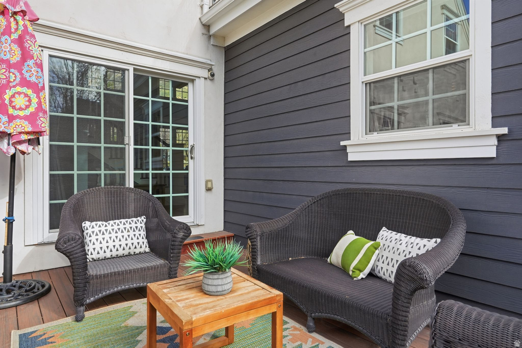 5088 S WANDER LN Holladay, UT 84117