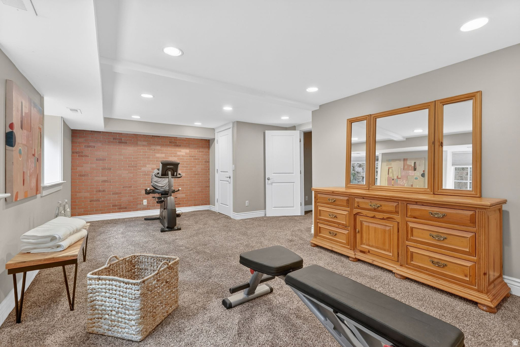 5088 S WANDER LN Holladay, UT 84117