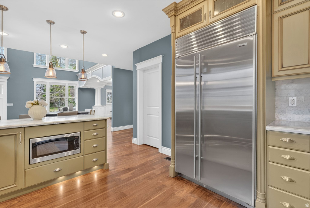 5088 S WANDER LN Holladay, UT 84117