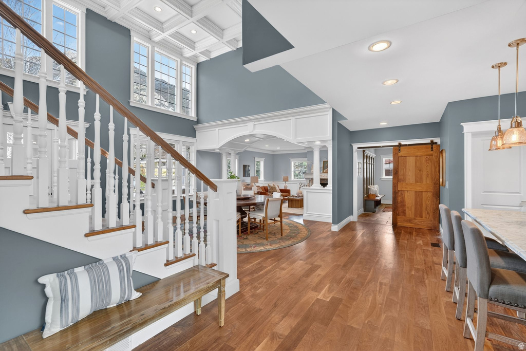 5088 S WANDER LN Holladay, UT 84117