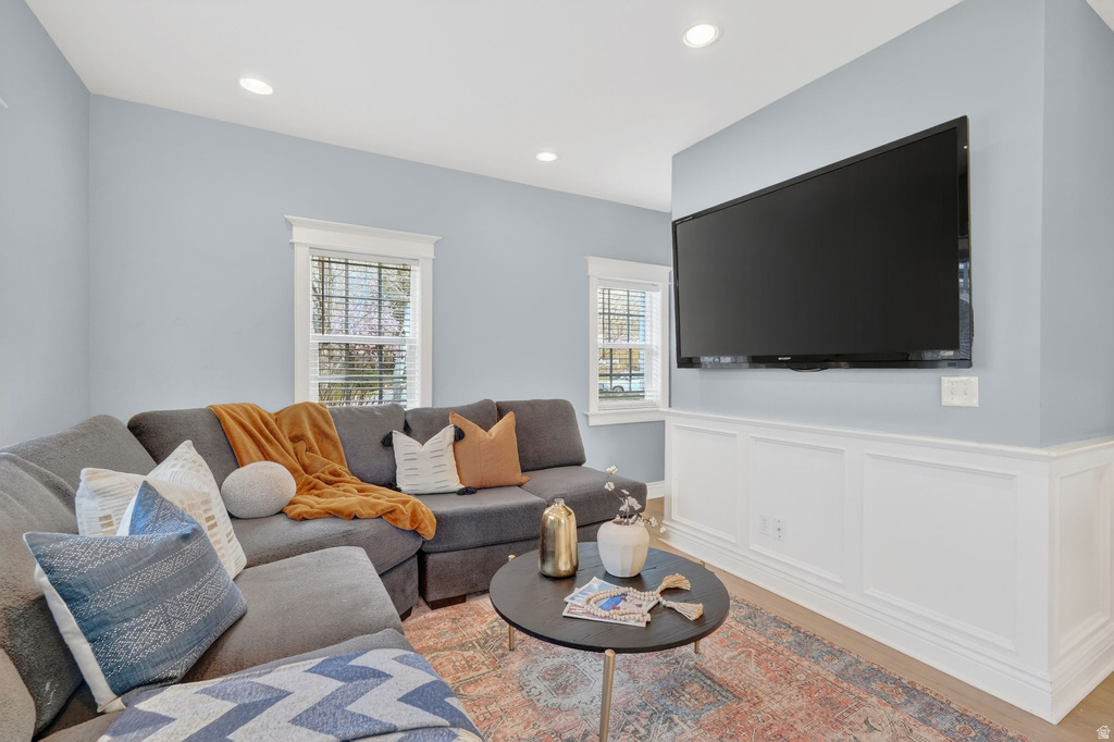 5088 S WANDER LN Holladay, UT 84117