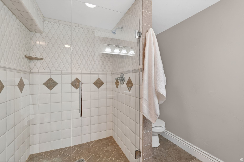 5088 S WANDER LN Holladay, UT 84117