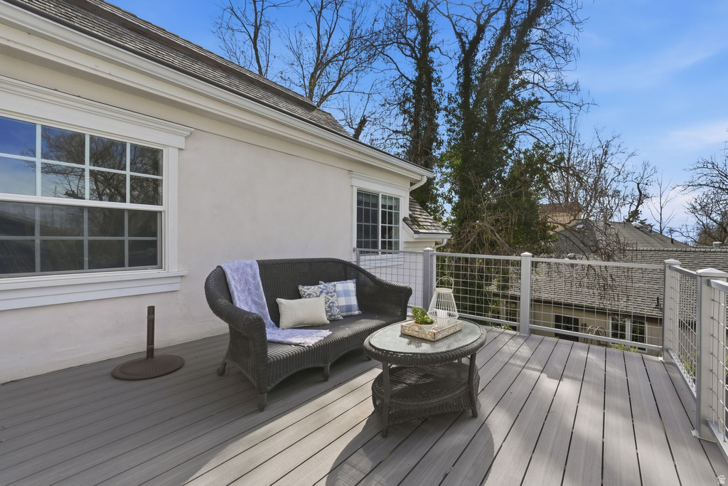 5088 S WANDER LN Holladay, UT 84117