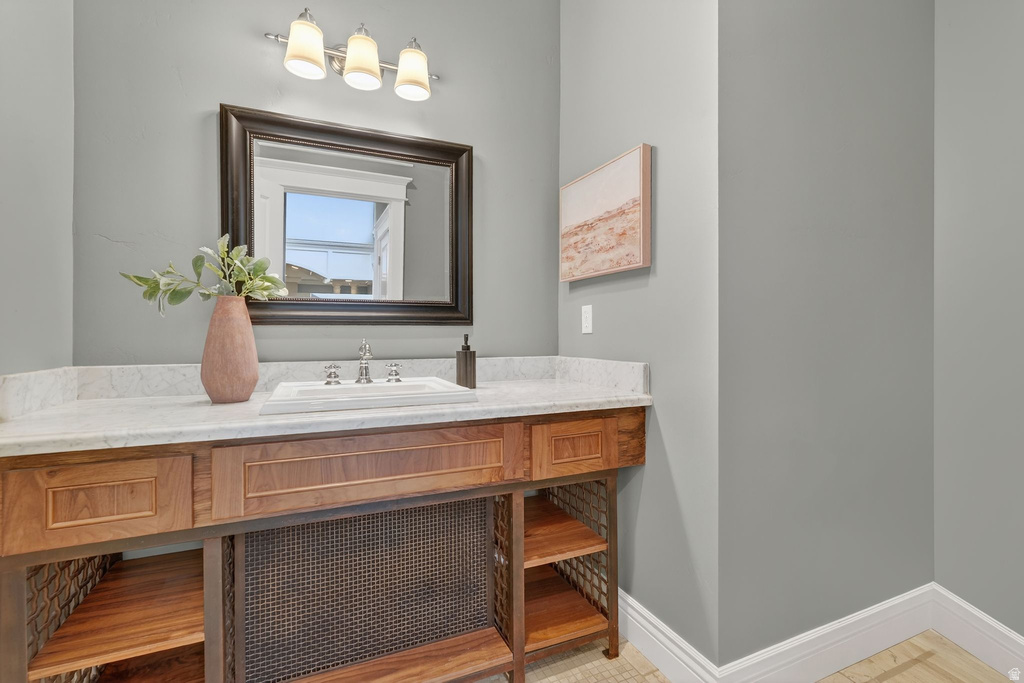 5088 S WANDER LN Holladay, UT 84117