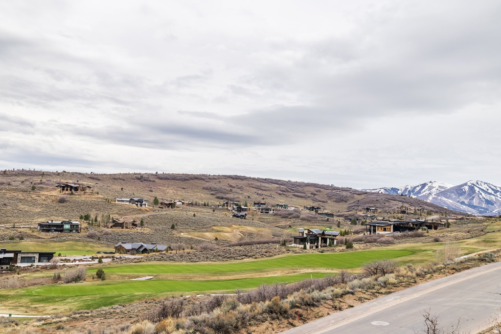 3727 E TUHAYE HOLW Hideout, UT 84036