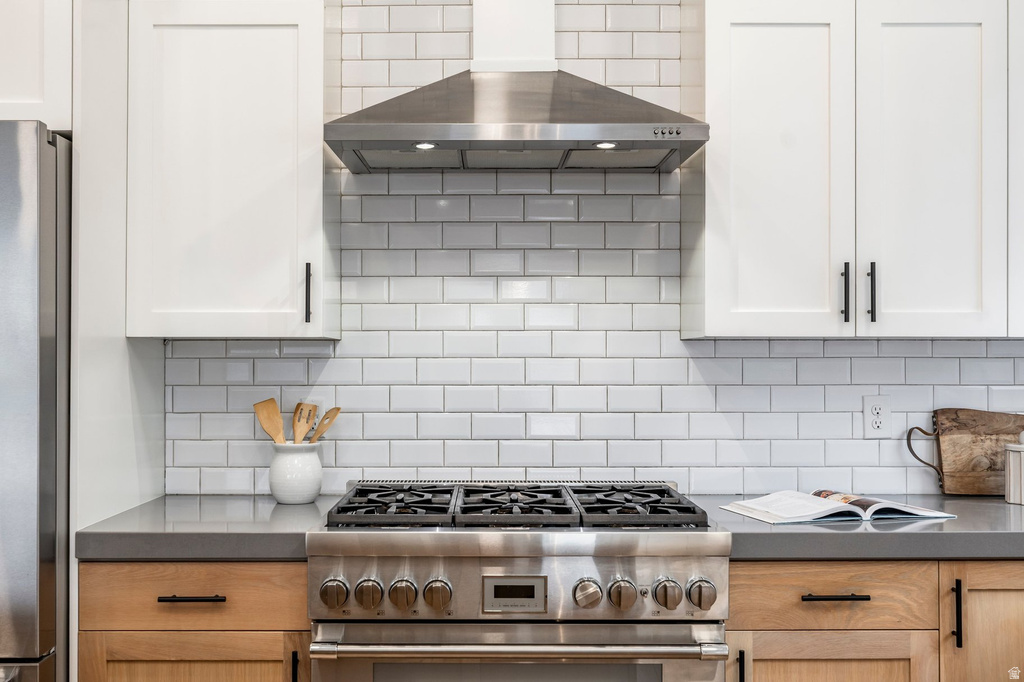 1670 E HOPKINS LN Salt Lake City, UT 84108