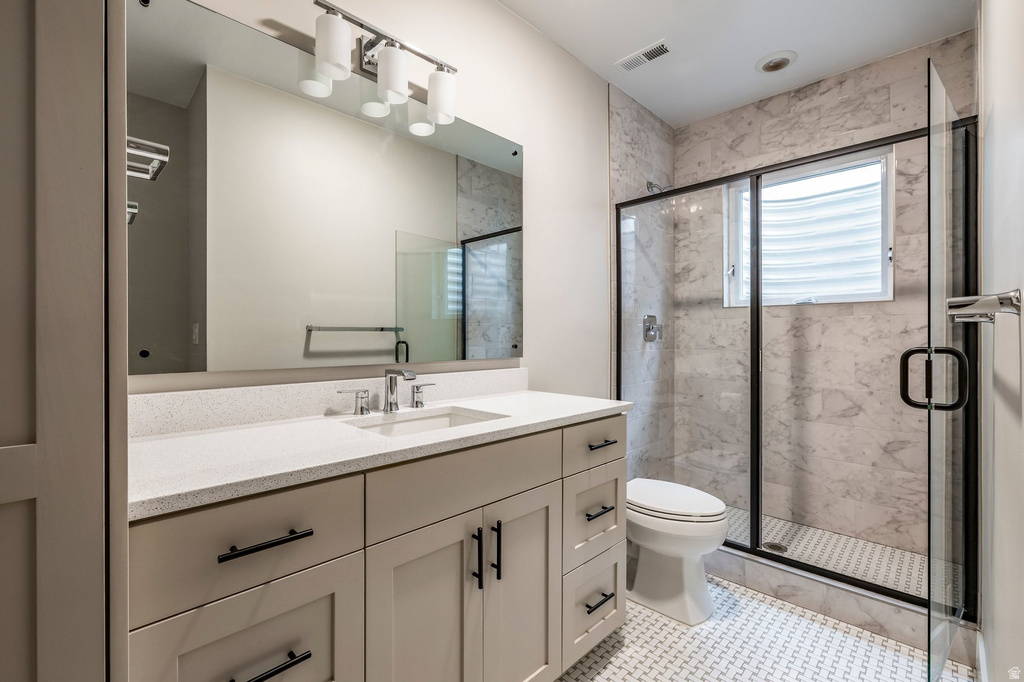 1670 E HOPKINS LN Salt Lake City, UT 84108