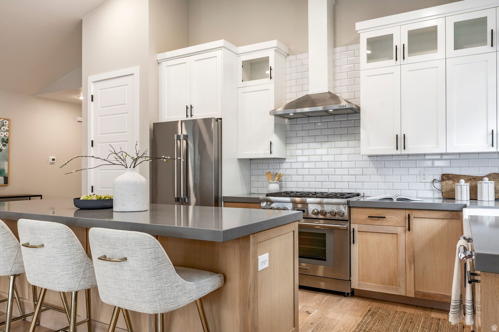 1670 E HOPKINS LN Salt Lake City, UT 84108