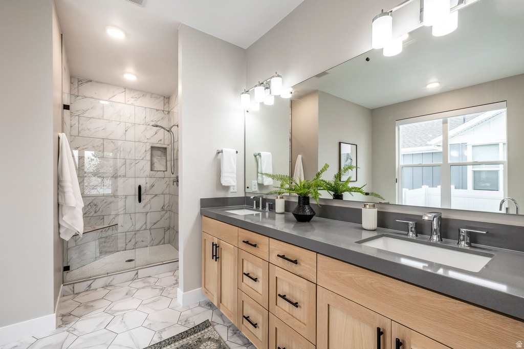 1670 E HOPKINS LN Salt Lake City, UT 84108