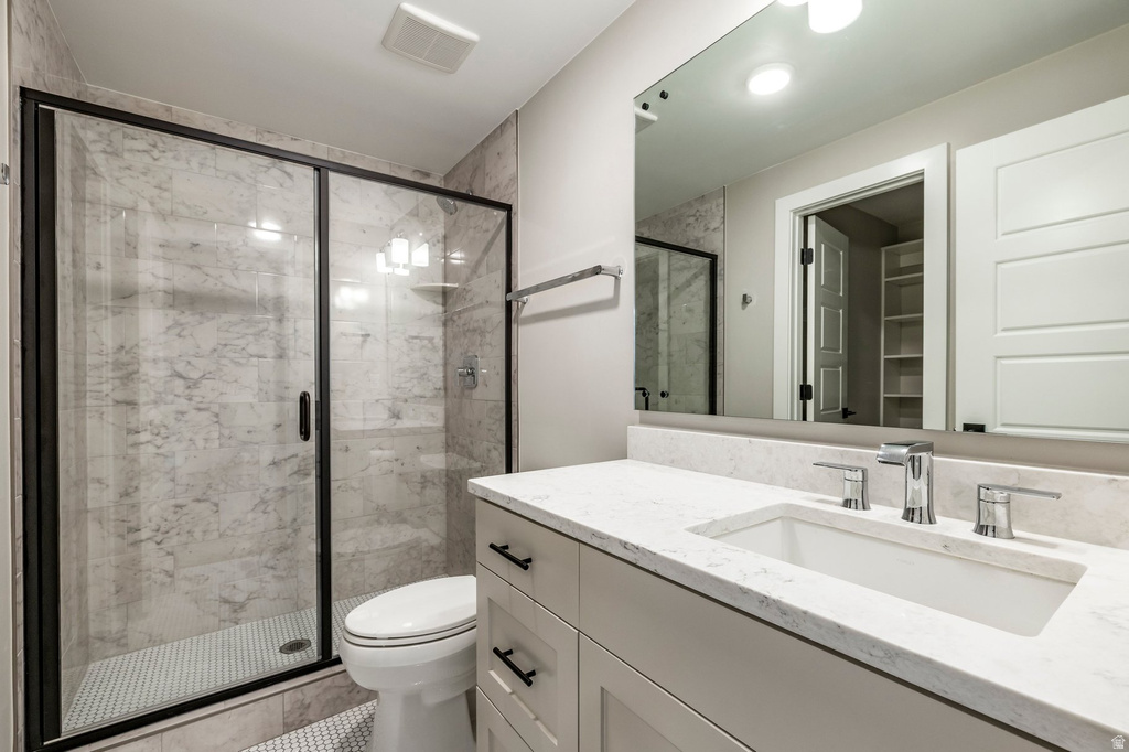 1670 E HOPKINS LN Salt Lake City, UT 84108