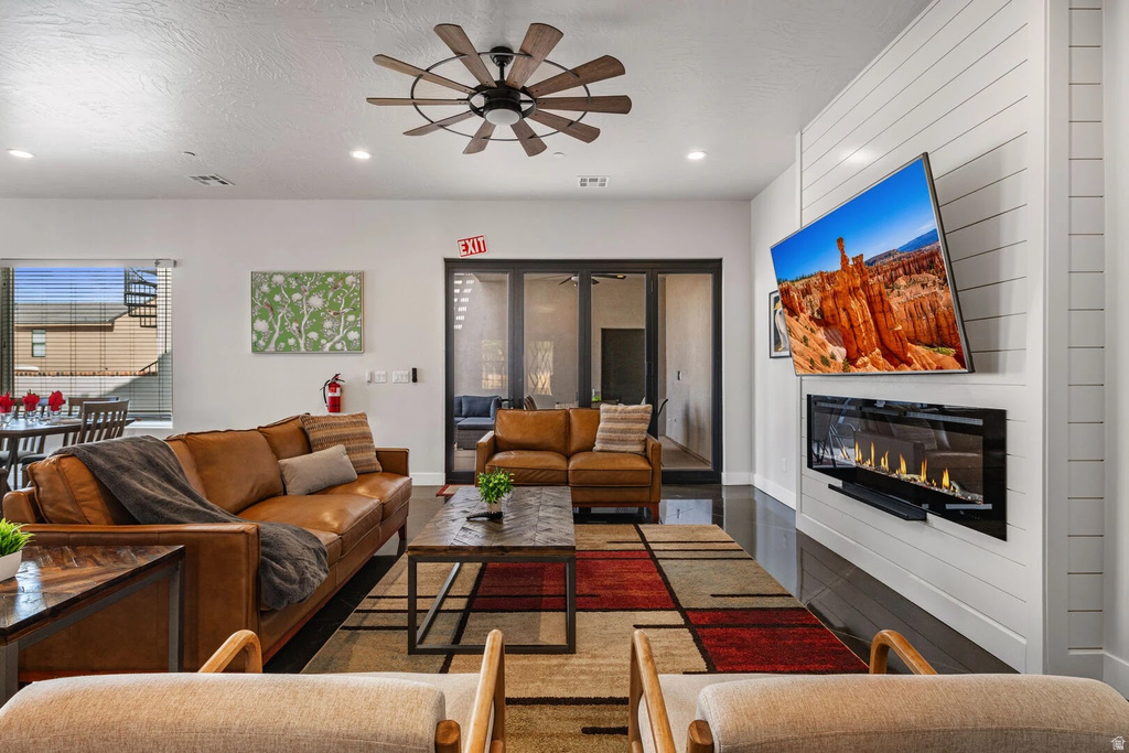 4228 W HAMPSHIRE RD Hurricane, UT 84737