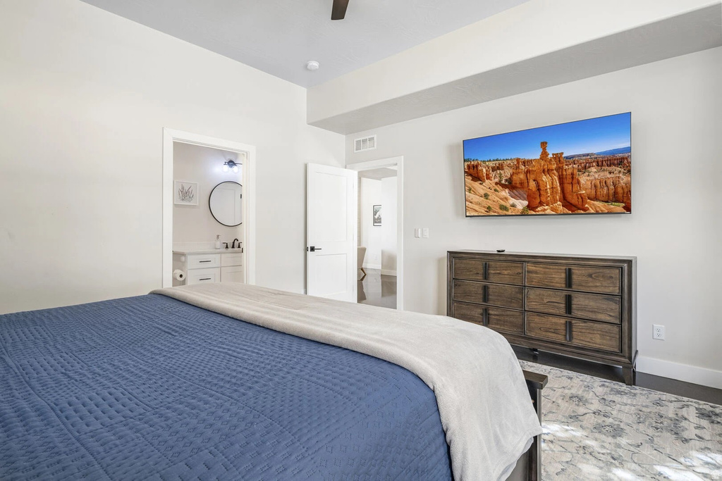 4228 W HAMPSHIRE RD Hurricane, UT 84737