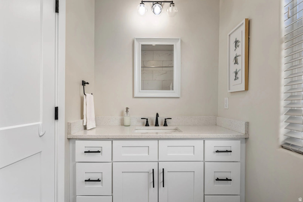 4228 W HAMPSHIRE RD Hurricane, UT 84737