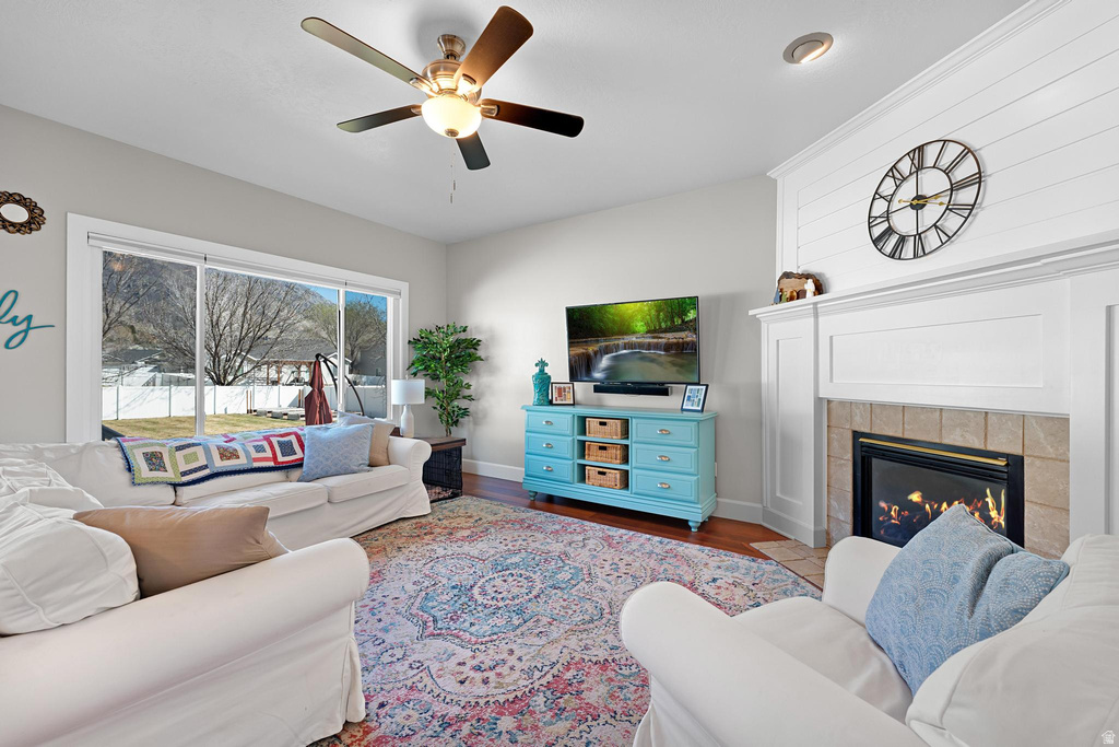 10294 N CARRIAGE LN Cedar Hills, UT 84062