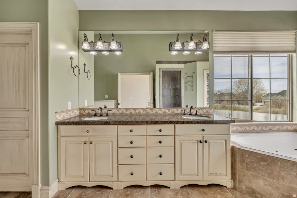 1653 E PEAR ORCHARD CT Draper, UT 84020