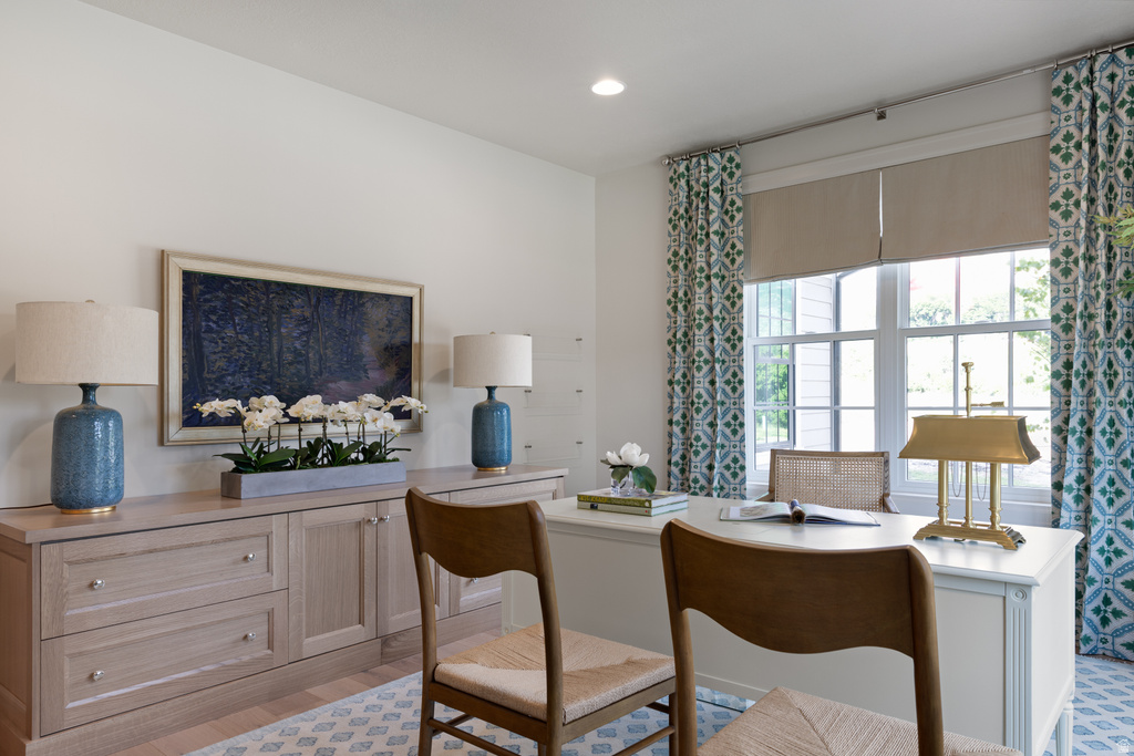 298 W 3100 N Pleasant View, UT 84414