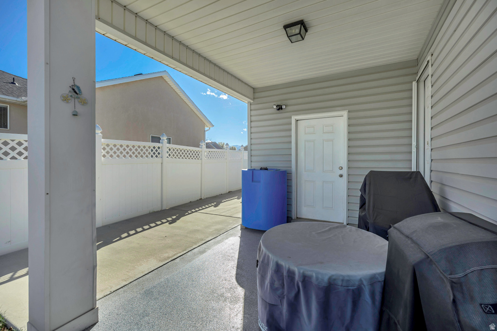 9639 S SKYE PARK RD South Jordan, UT 84009