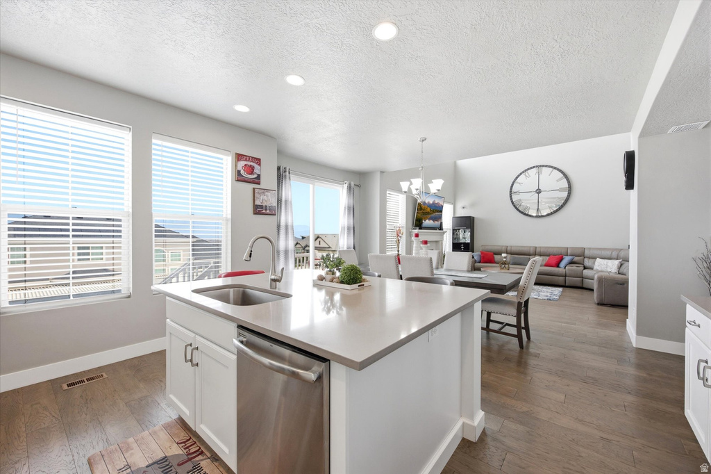 7513 S 5810 W West Jordan, UT 84081