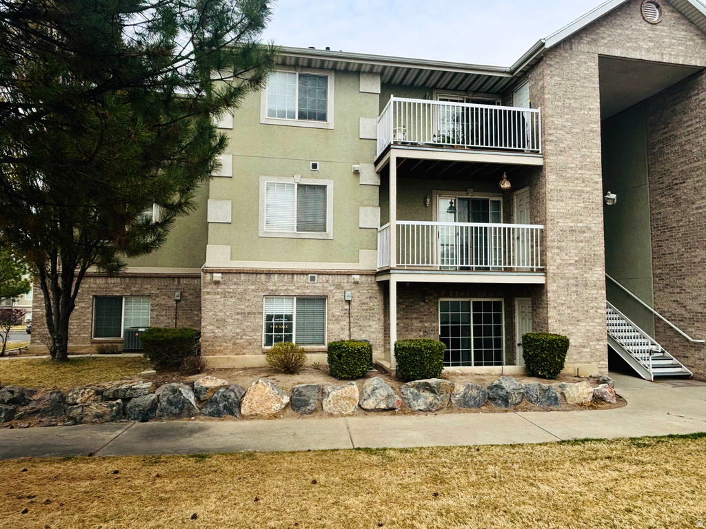 1303 W 1480 N Orem, UT 84057