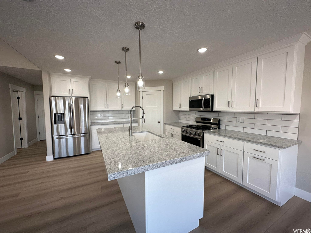 1171 W 2330 N Helper, UT 84526