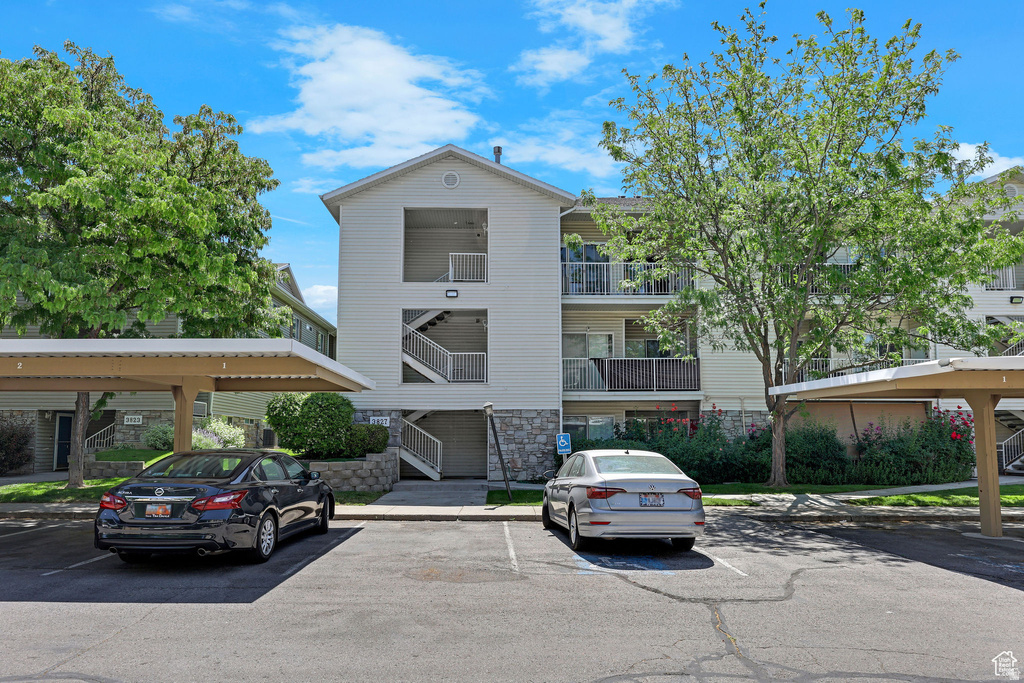 3827 S BIG RIVER WAY #3 South Salt Lake, UT 84119