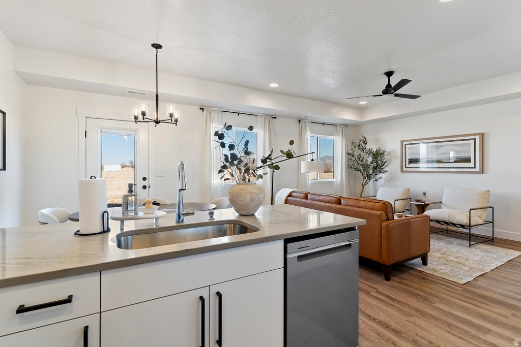 4362 W 1825 N #106 West Point, UT 84015