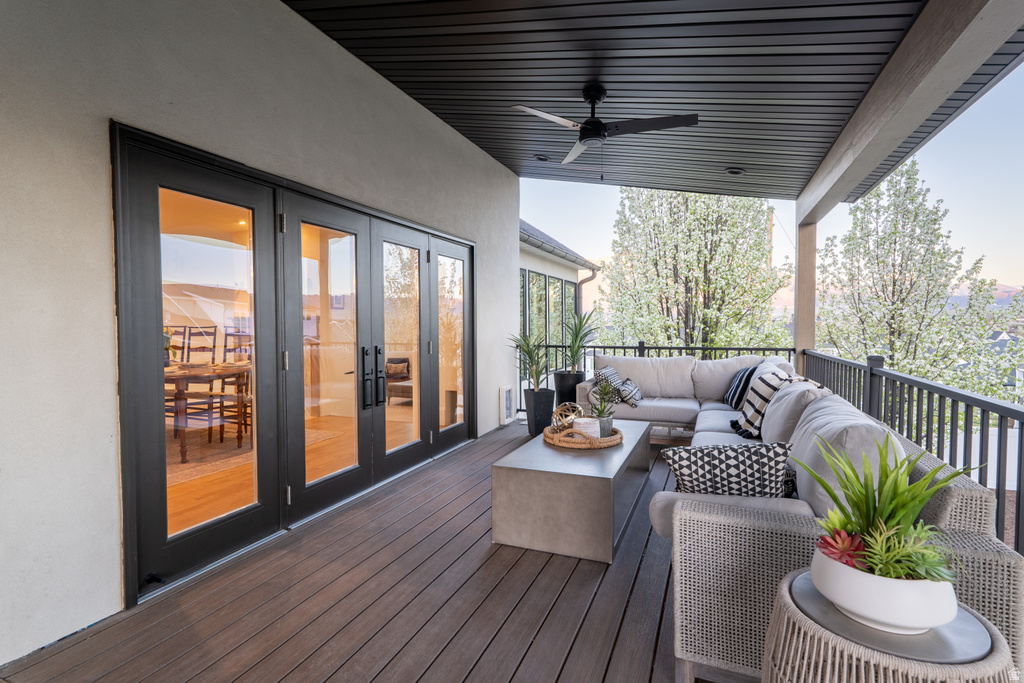 1079 W RIDGESIDE CT South Jordan, UT 84095