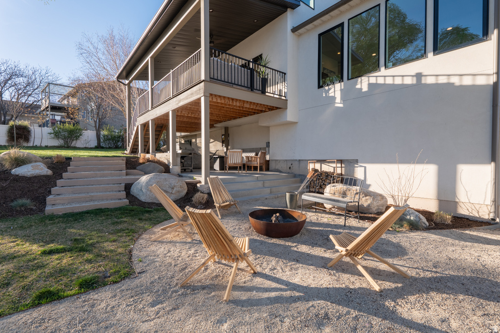 1079 W RIDGESIDE CT South Jordan, UT 84095