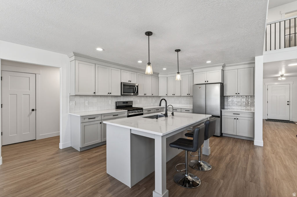 2904 N VERVAIN LN Saratoga Springs, UT 84045