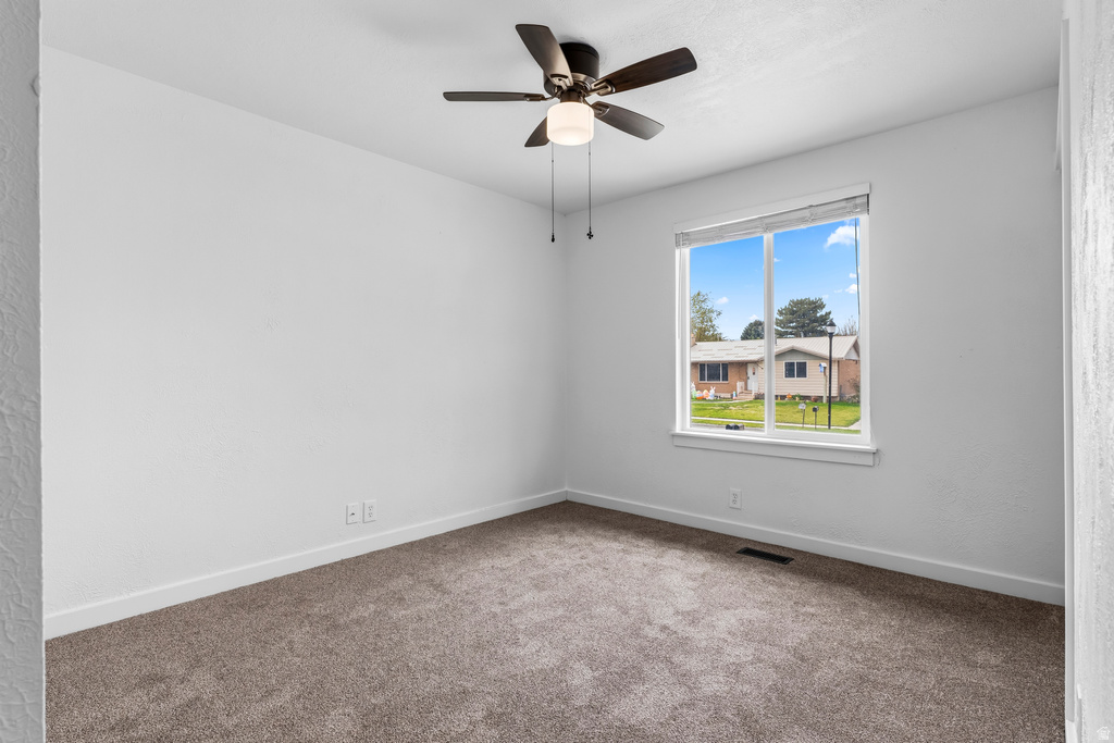 2049 W HEWS PL Taylorsville, UT 84118