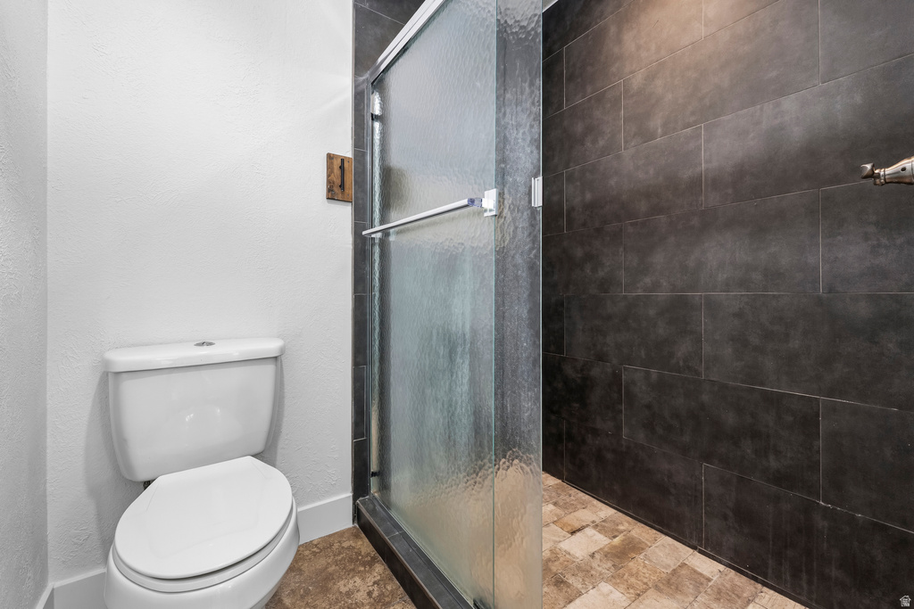 2049 W HEWS PL Taylorsville, UT 84118