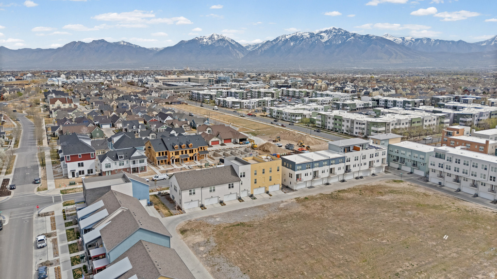 11326 S LAKE RUN RD South Jordan, UT 84009