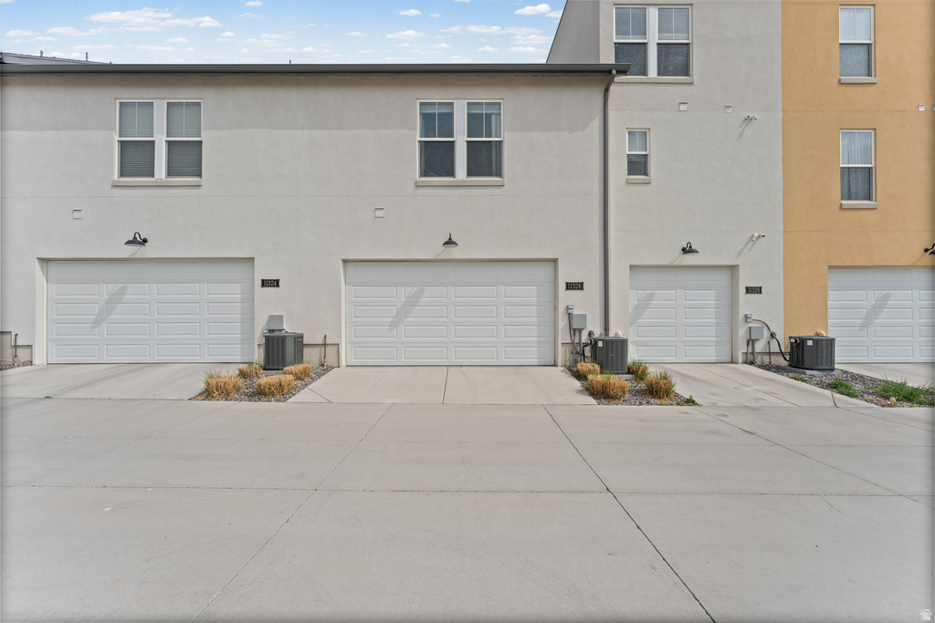 11326 S LAKE RUN RD South Jordan, UT 84009