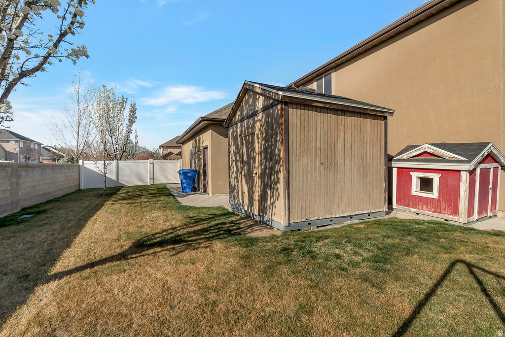 1817 W MASON DR Riverton, UT 84065