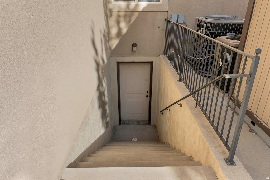 1817 W MASON DR Riverton, UT 84065