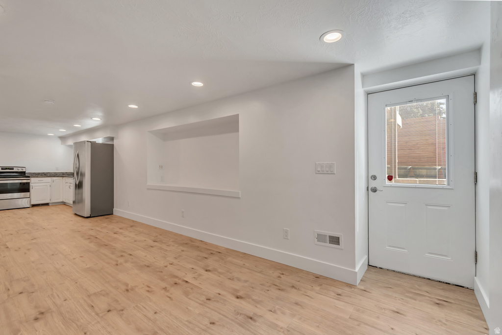 918 E LAZON DR Sandy, UT 84094