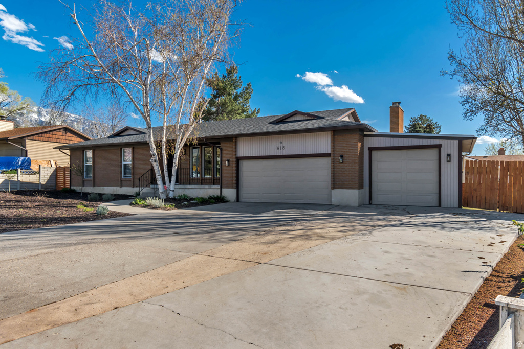 918 E LAZON DR Sandy, UT 84094