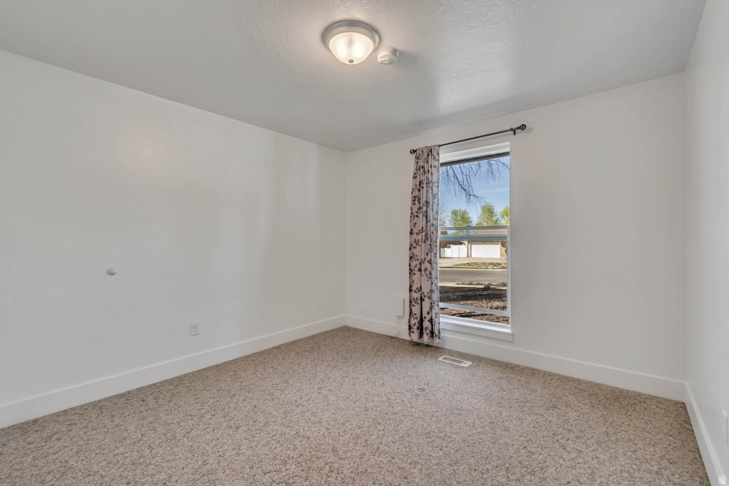 918 E LAZON DR Sandy, UT 84094